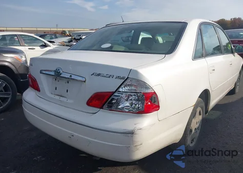 2003 Toyota Avalon Xls z USA, uszkodzony, nr VIN 4T1BF28B63U334812